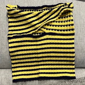 yellow and navy blue tube top